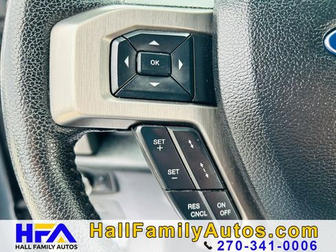 Used 2015 Ford F150 Platinum w/ Equipment Group 701A Luxury image 25