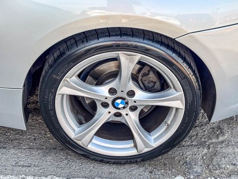 Used 2011 BMW Z4 sDrive30i RWD image 12