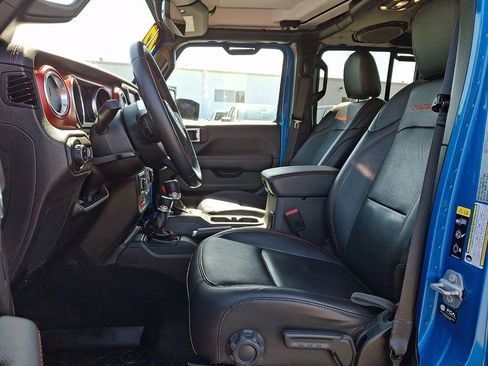 Used 2022 Jeep Gladiator Rubicon w/ LED Lighting Group AWD/4WD image 13