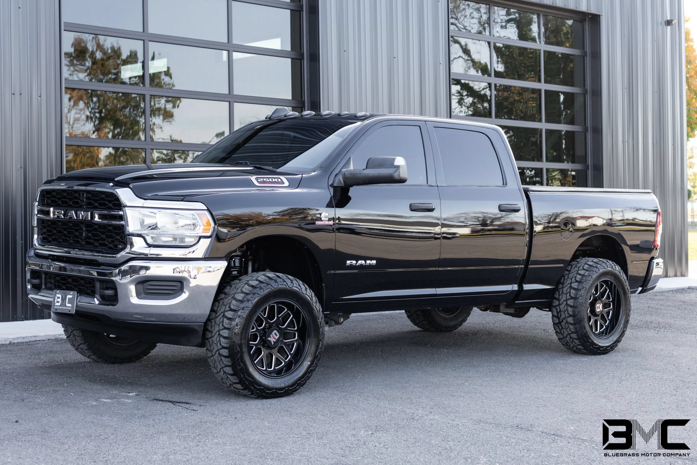 Used 2021 RAM 2500 Tradesman w/ Chrome Appearance Group AWD/4WD image 2
