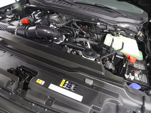 Used 2024 Ford F350 XL w/ Snow Plow/Camper Package image 15