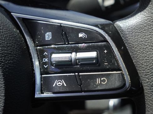 Used 2023 Kia Forte LXS FWD image 17
