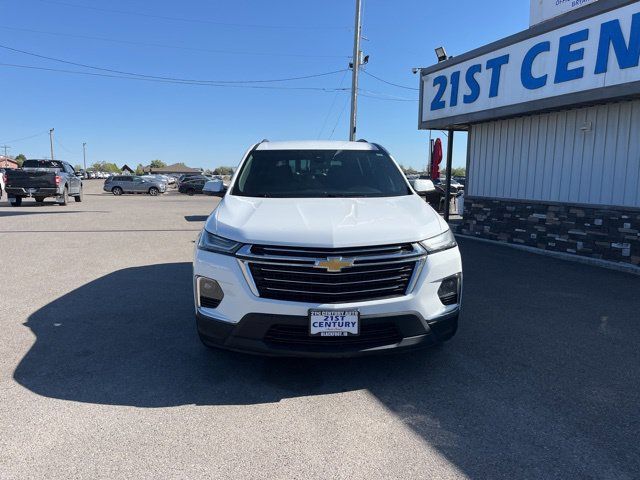 Used 2023 Chevrolet Traverse LT AWD/4WD image 2