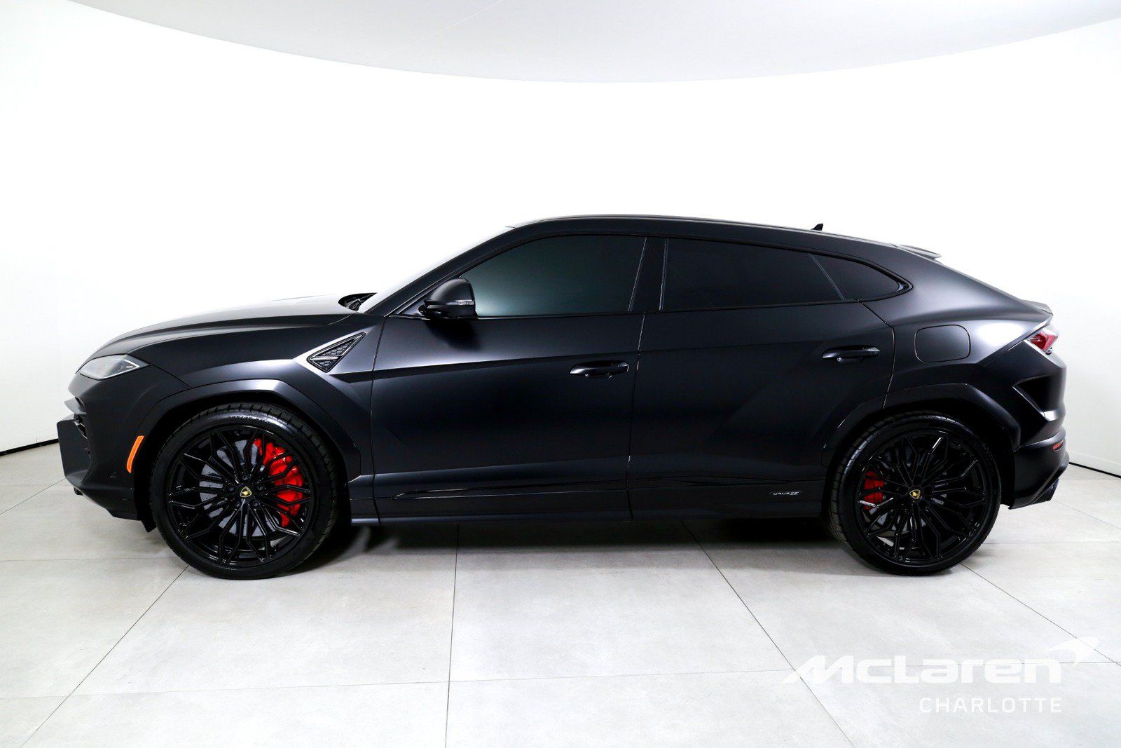 Used 2025 Lamborghini Urus S AWD/4WD image 5