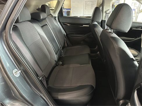 Used 2023 Kia Seltos S w/ Navigation Package AWD/4WD image 33