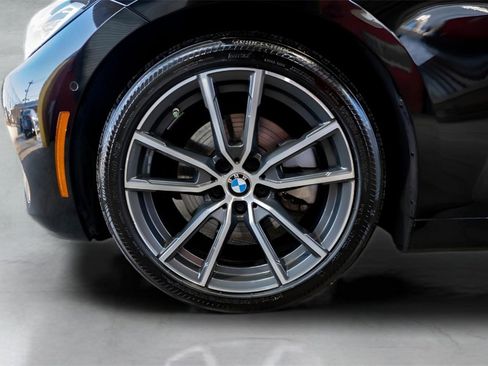 Used 2021 BMW 430i Coupe w/ Premium Package image 16