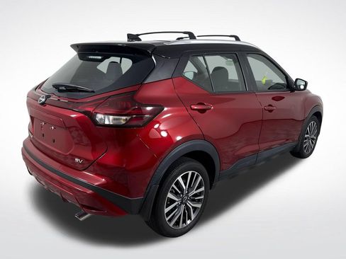 Used 2024 Nissan Kicks SV w/ Interior Electronics Package FWD image 3