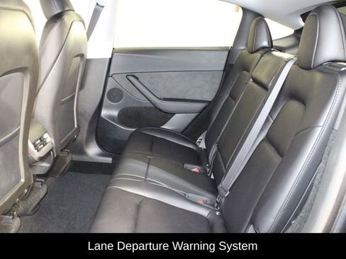 Used 2024 Tesla Model Y Long Range image 11