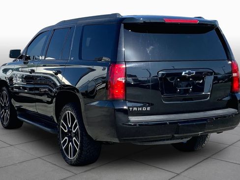 Used 2017 Chevrolet Tahoe LT w/ Luxury Package RWD image 12