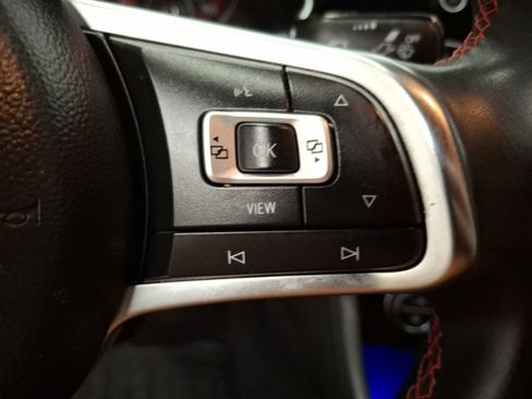 Used 2019 Volkswagen Jetta GLI image 18