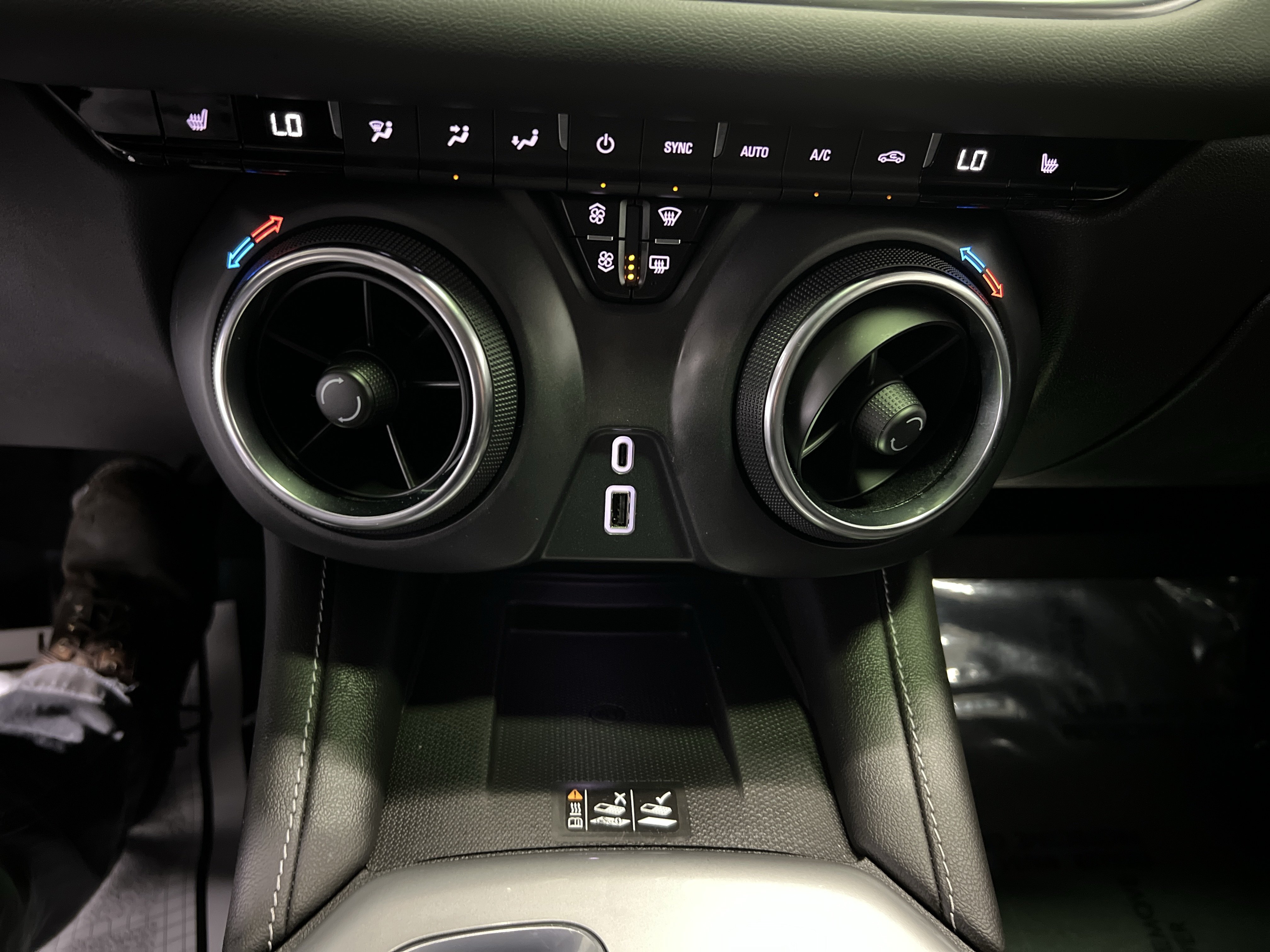 Used 2024 Chevrolet Blazer LT w/ Convenience Package FWD image 20