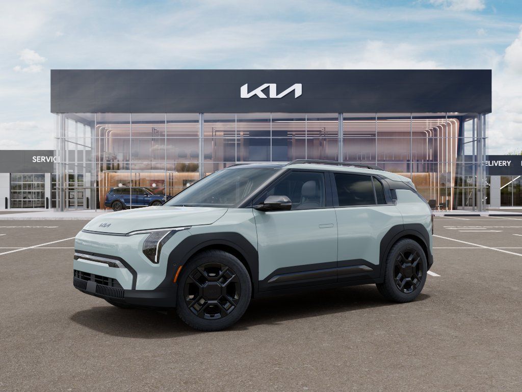 New 2027 Kia EV3 Land FWD image 3