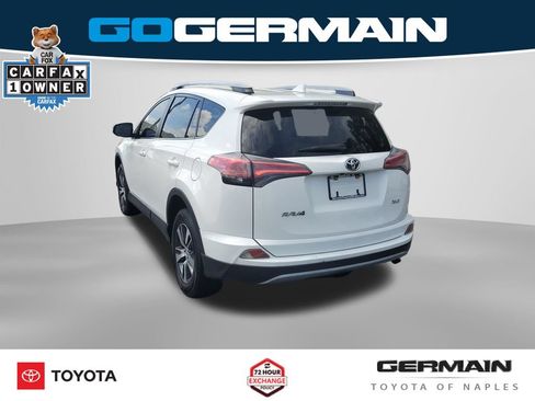 Used 2018 Toyota RAV4 XLE FWD image 11