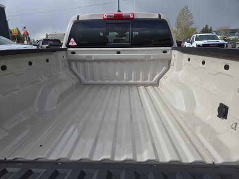 New 2026 GMC Canyon AT4 AWD/4WD image 30