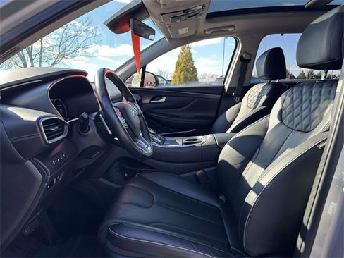 Used 2023 Hyundai Santa Fe Limited image 16