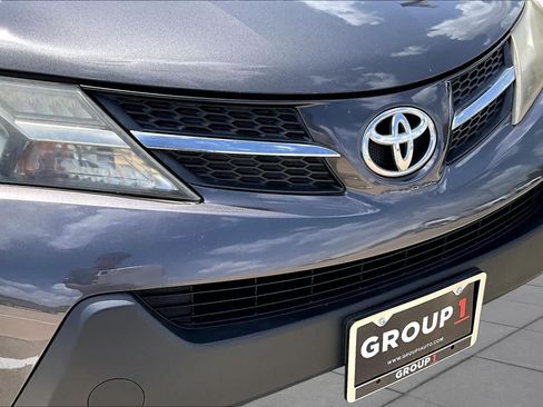 Used 2015 Toyota RAV4 XLE FWD image 27