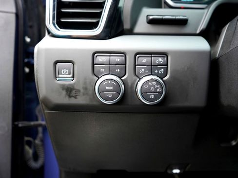 Used 2024 GMC Sierra 2500 Denali w/ Denali Reserve Package image 21