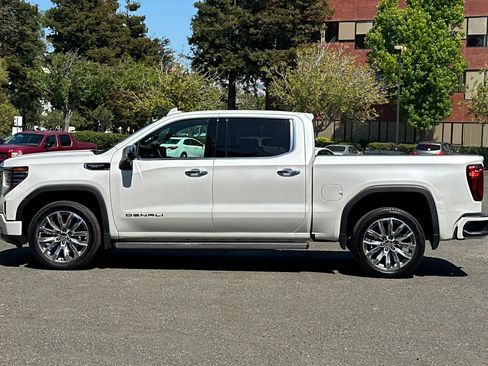 Used 2025 GMC Sierra 1500 Denali w/ Denali Reserve Package AWD/4WD image 7