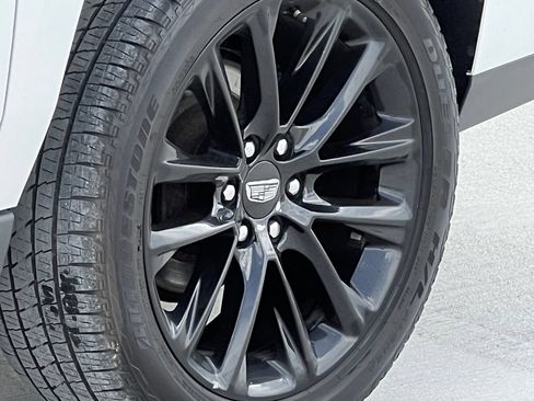 Used 2018 Cadillac Escalade ESV Luxury AWD/4WD image 15