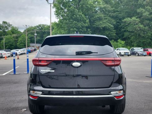 Used 2020 Kia Sportage LX FWD image 4