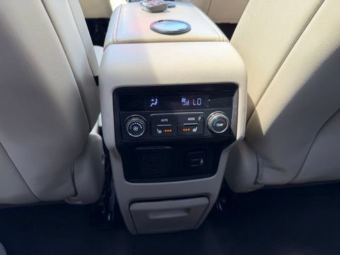 Used 2017 GMC Acadia Denali w/ Technology Package FWD image 24