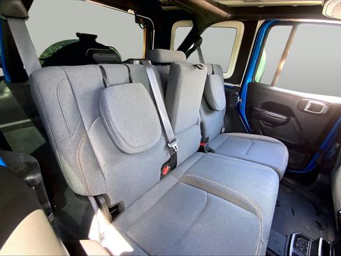 Used 2024 Jeep Wrangler Unlimited AWD/4WD image 20