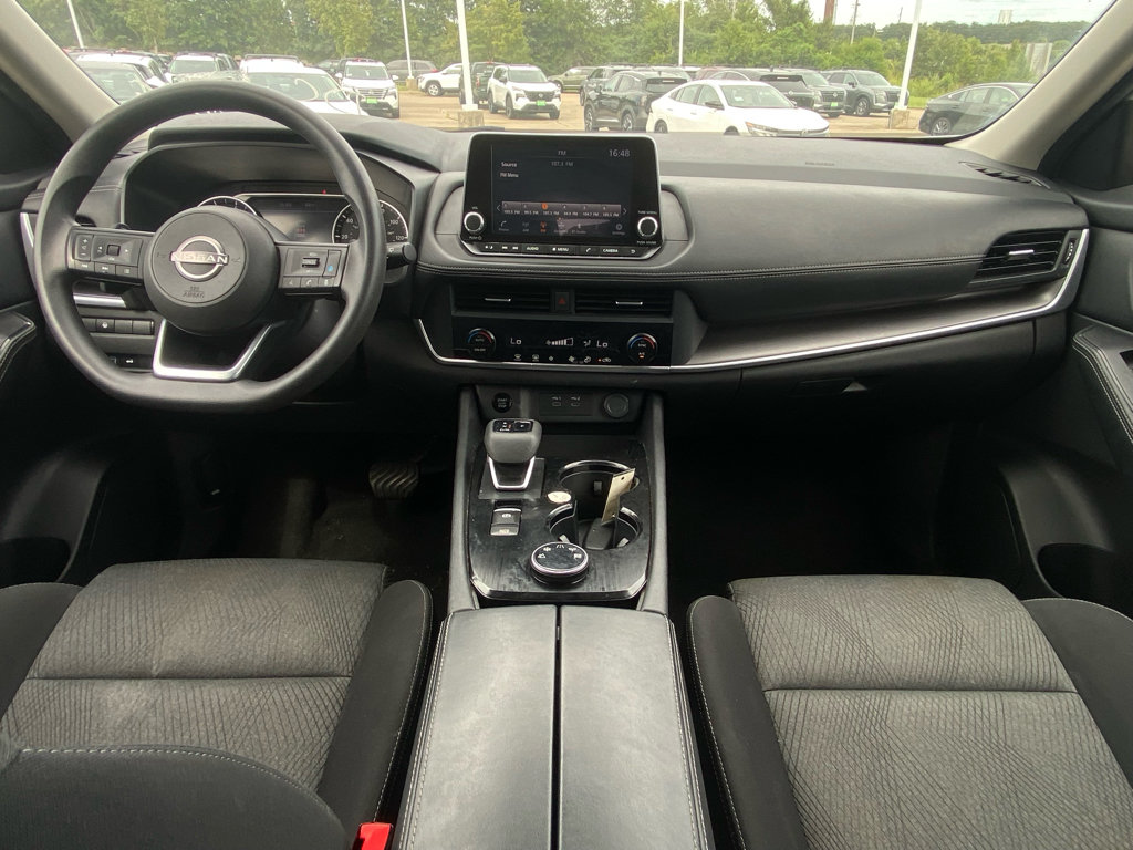 Used 2024 Nissan Rogue SV AWD/4WD image 17
