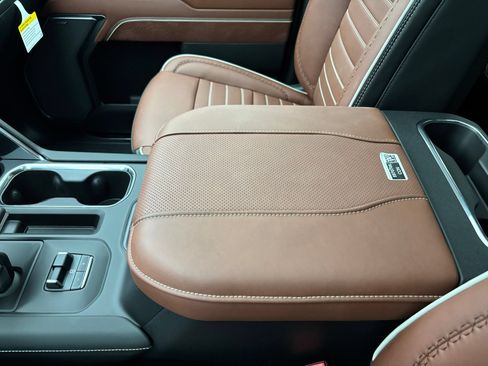 New 2026 GMC Sierra 1500 Denali Ultimate AWD/4WD image 32