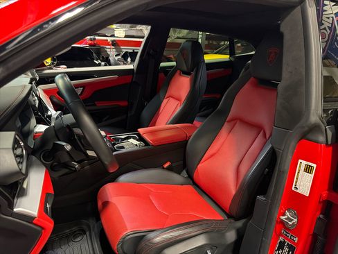 Used 2020 Lamborghini Urus image 14