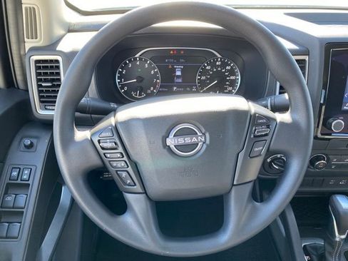 Certified 2024 Nissan Frontier SV image 14