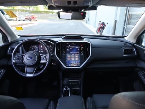 Used 2023 Subaru Ascent Limited w/ Technology Package image 16