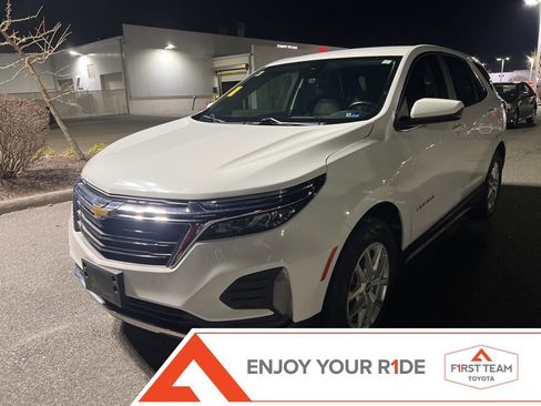 Used 2023 Chevrolet Equinox LT image 1