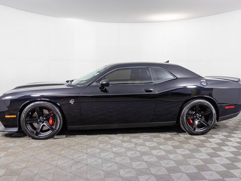 Used 2019 Dodge Challenger SRT Hellcat w/ Laguna Leather Package image 15