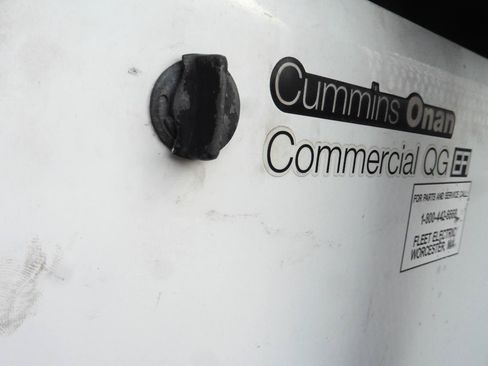Used 2009 Chevrolet Express 3500 RWD image 5