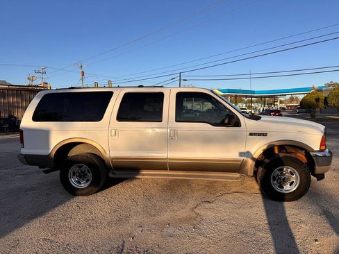 Used 2000 Ford Excursion Limited image 9