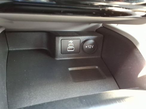 Used 2024 Ford Escape Active w/ Tech Pack #1 AWD/4WD image 19