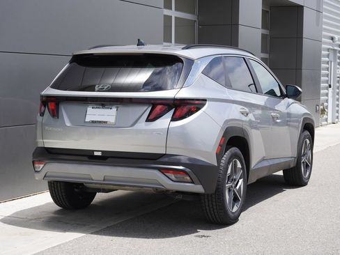 Used 2025 Hyundai Tucson SEL AWD/4WD image 2