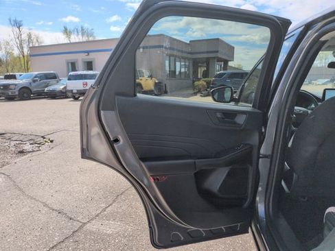 Used 2023 Ford Escape Active w/ Cold Weather Package FWD image 15