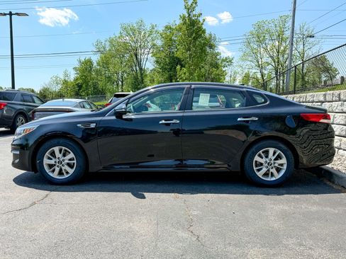 Used 2017 Kia Optima LX FWD image 4