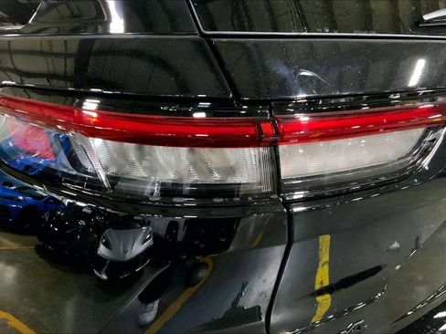 New 2025 Jeep Grand Cherokee Limited w/ Black Appearance Package image 19