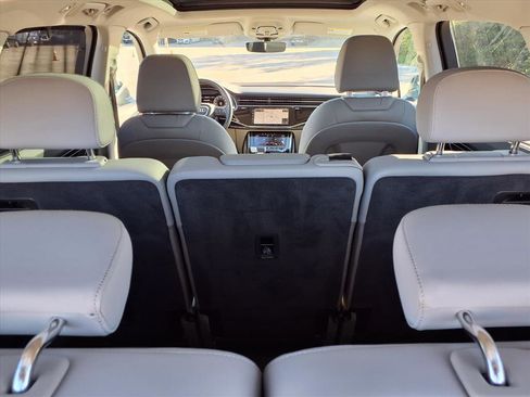 Used 2022 Audi Q7 Premium Plus image 34