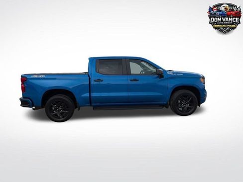 Used 2023 Chevrolet Silverado 1500 Custom AWD/4WD image 6
