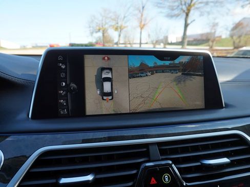 Used 2017 BMW 740i image 48