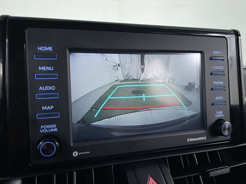 Used 2022 Toyota RAV4 LE FWD image 15