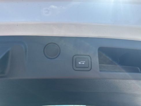 New 2026 Chevrolet Equinox ACTIV w/ Convenience Package III image 30