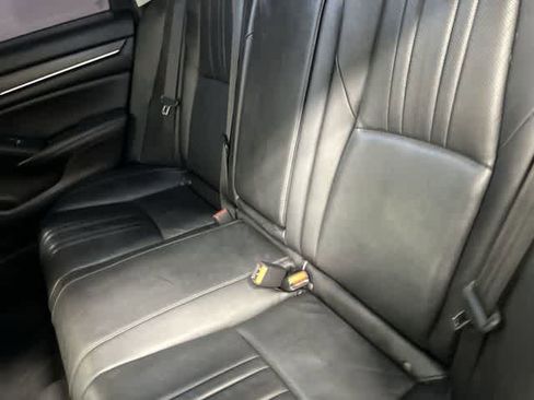 Certified 2021 Honda Accord Touring image 11