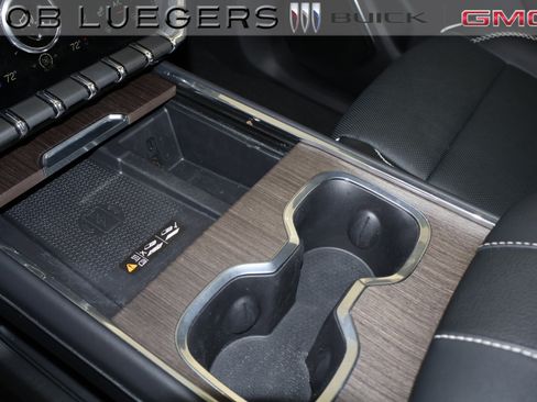 Certified 2024 GMC Acadia Denali image 26