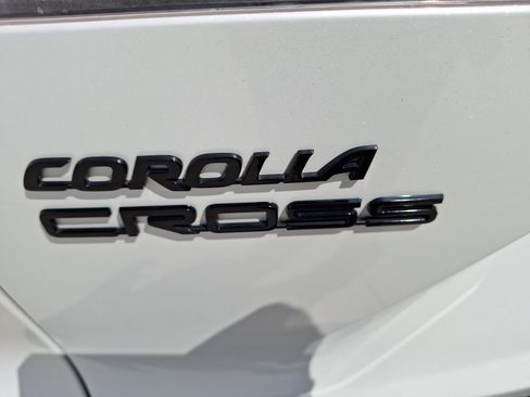 Used 2024 Toyota Corolla Cross AWD Hybrid image 13
