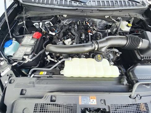 Used 2026 Ford Expedition Platinum AWD/4WD image 18