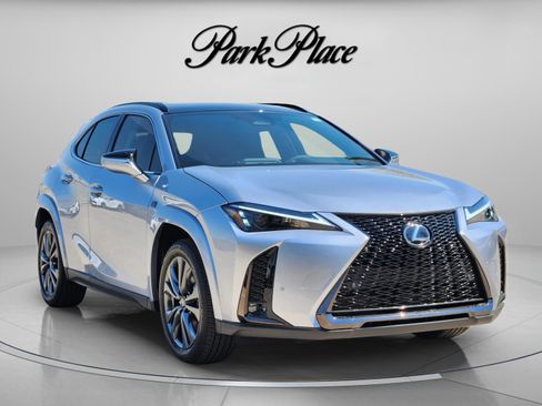 New 2026 Lexus UX 300h FWD image 4